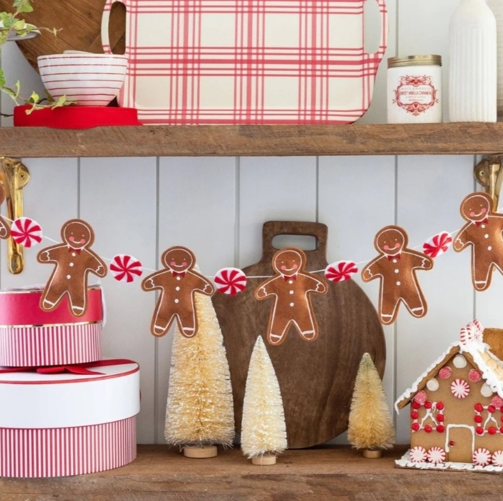 Felt Gingerbread Garland Banner Boy Girl Peppermint Candy Canes Christmas Decor - Picture 2 of 8